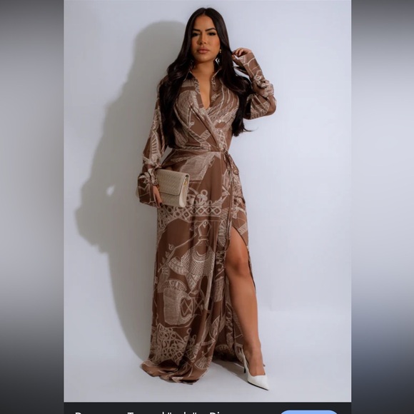 Fashion Nova Dresses & Skirts - Fashion Nova Brown Geometric Long Sleeve Dress